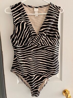 H&M Black and Cream Zebra-Print Surplice Bodysuit